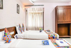 OYO Flagship 77115 Hotel Vaishnavi Palace