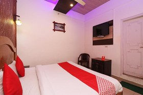 Hotel Meredian Comfort Inn by OYO Rooms