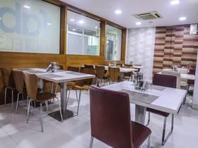 Hotel M Gachibowli by OYO Rooms