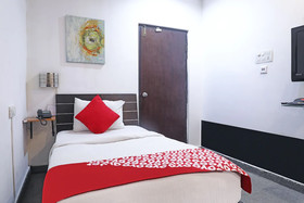 Hotel M Gachibowli by OYO Rooms