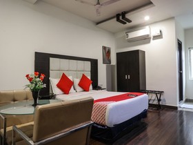 Hotel M Gachibowli by OYO Rooms