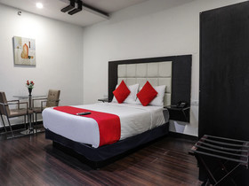 Hotel M Gachibowli by OYO Rooms