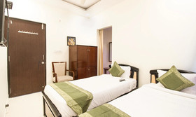 Hotel Midtown by Treebo Hotels