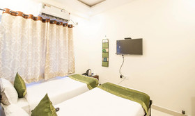 Hotel Midtown by Treebo Hotels