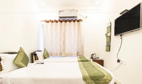 Hotel Midtown by Treebo Hotels