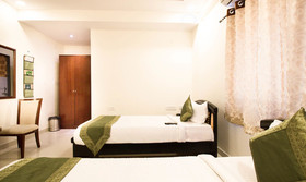 Hotel Midtown by Treebo Hotels