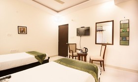 Hotel Midtown by Treebo Hotels