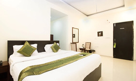 Hotel Midtown by Treebo Hotels