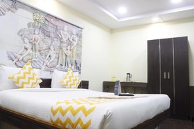 Hotel Navya Grand
