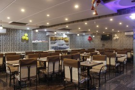 Hotel Navya Grand