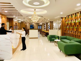 Hotel Oak by signature Airport Zone