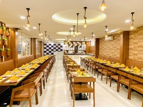 Hotel Oak by signature Airport Zone