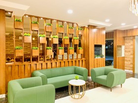 Hotel Oak by signature Airport Zone