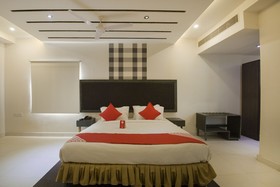 Hotel Palak Residency