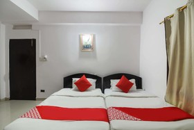 Polo Service Apartment by OYO