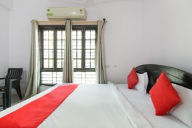 Polo Service Apartment by OYO