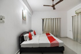Polo Service Apartment by OYO
