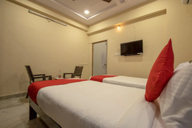 Hotel Pushpa Grand By OYO Rooms