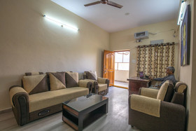 Hotel Pushpa Grand By OYO Rooms