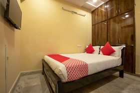 Hotel Pushpa Grand By OYO Rooms