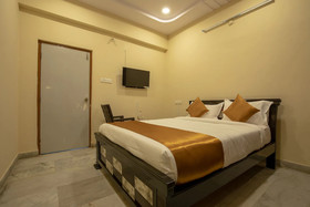 Hotel Pushpa Grand By OYO Rooms