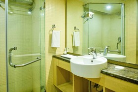 Hotel Quality Inn by OYO Rooms