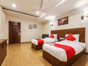 Hotel Rainbow Park by OYO Roooms