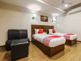 Hotel Rainbow Park by OYO Roooms