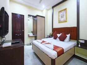 Hotel Savera Residency