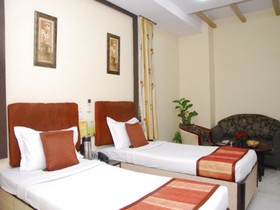 Hotel Savera Residency