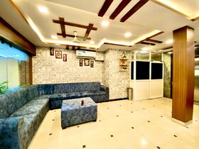 Hotel Sky Park - Airport Zone