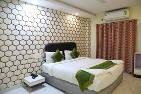 Hotel Sri Mayuri