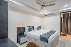 Hotel Srishoin
