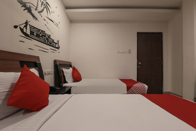 Hotel Sri Supraja Pride
