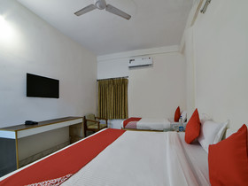 Hotel Sudarshan By OYO Rooms