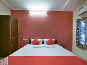 Hotel Sudarshan By OYO Rooms