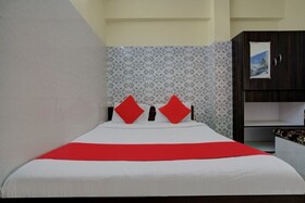 Hotel Sweekar Suites