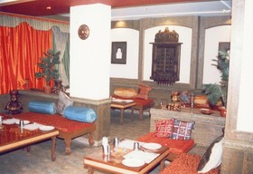 Hotel Tara International