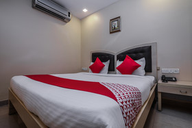 Hotel Tourist Palace