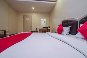 Hotel Tourist Palace