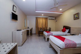 Hotel Tourist Palace