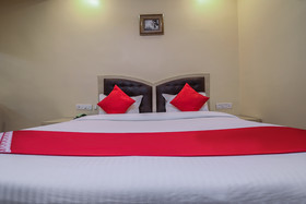 Hotel Tourist Palace