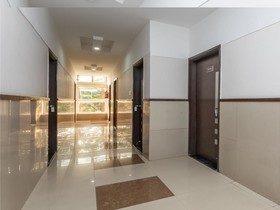 Hotel White House by OYO Rooms