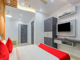 Hoysala Inn By OYO Rooms