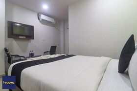 Iroomz Hotel Galaxy Grand