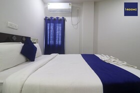 Iroomz Hotel Galaxy Grand