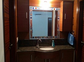 Iroomz Hotel Golden Gate