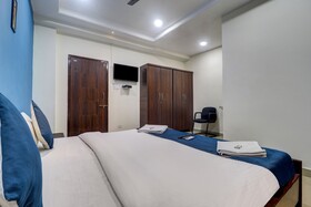 Iroomz Hotel Rise And Shine