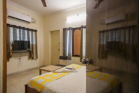 iROOMZ Kalyan Residency