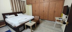 iROOMZ Kalyan Residency